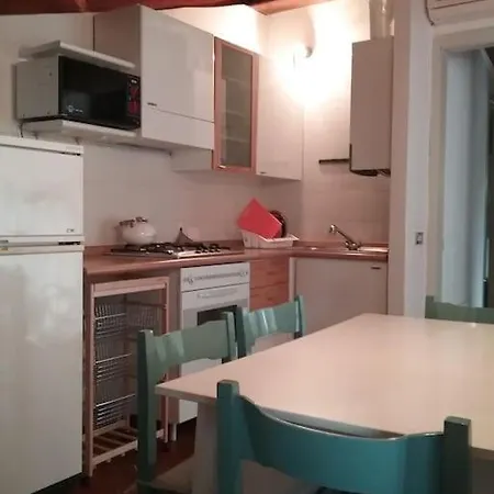Artemisia Antique Fara Apartmán