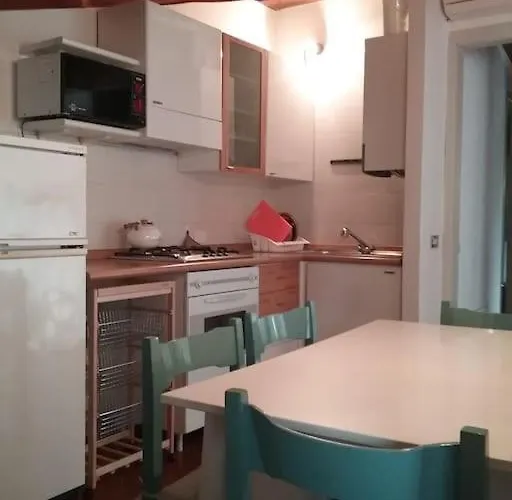 Artemisia Antique Fara דירה