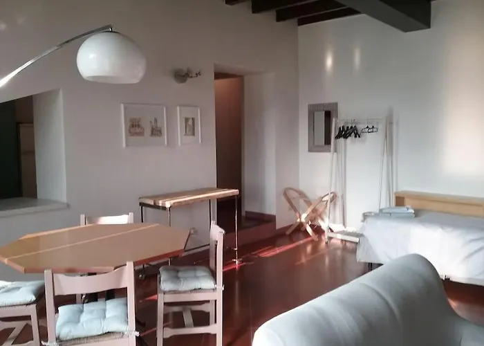 Artemisia Antique Fara